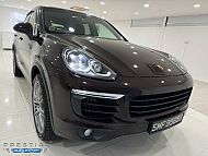 Porsche Cayenne Diesel E2-II TIP E6 Brown Rear Entertainment